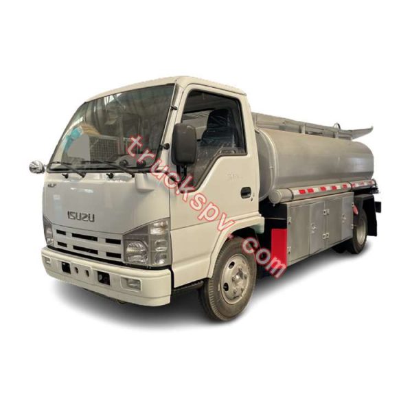 ISUZU oil tanker truck