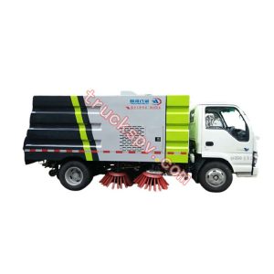 ISUZU road cleaner
