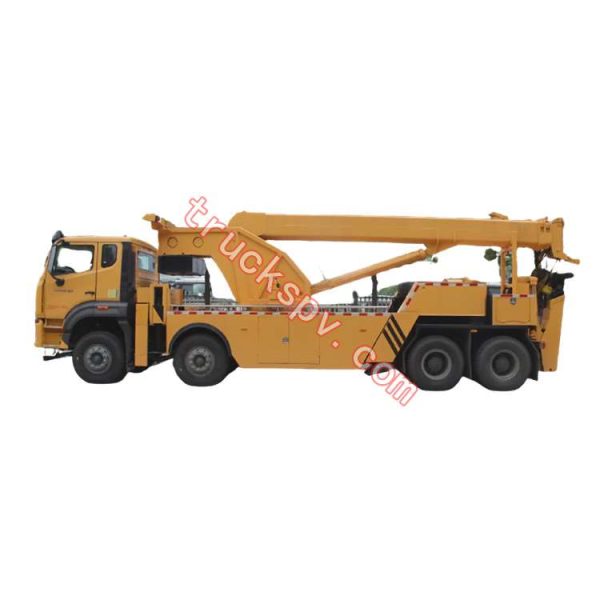8x4 SINOTRUCK breakdown vehicle with one 360 rotator crane shows on truckspv.com