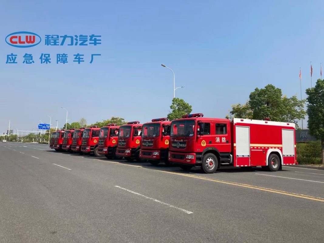 5000Liters water fire truck 