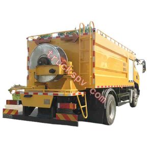 construction yellow color dongfeng jetting slurry cleaning truck shows on truckspv.com