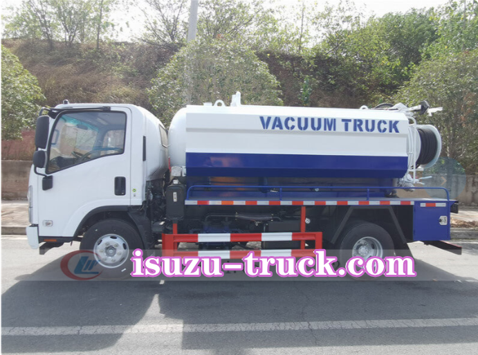 ISUZU jetting vacuum truck shows on truckspv.com