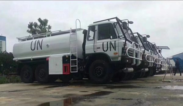 dongfeng military water truck