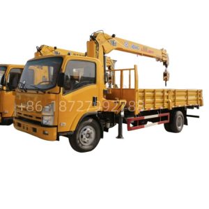 ISUZU lift crane truck